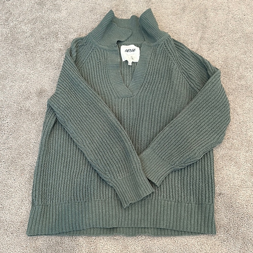 Aerie soft green v neck sweater NWT!
